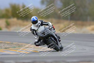 media/Jan-15-2023-SoCal Trackdays (Sun) [[c1237a034a]]/Turn 3 (1115am)/